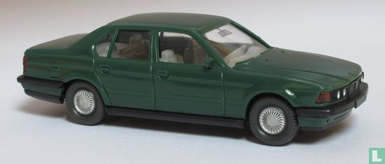 BMW 750I