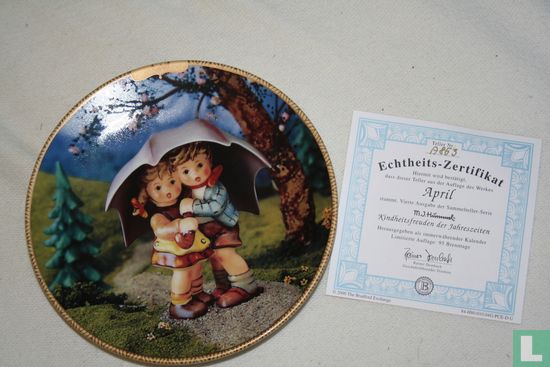 Hummel - April - Bild 1