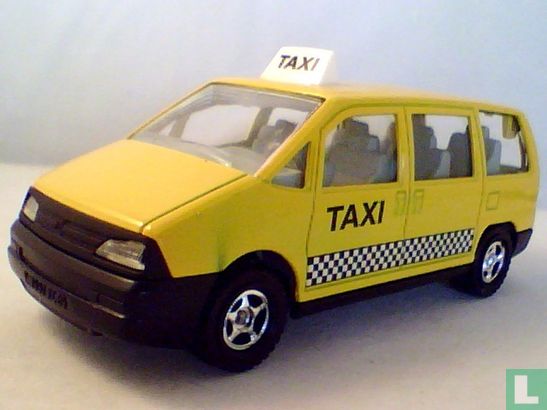 Peugeot 806 Monospace yellow cab