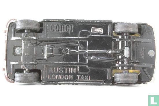Austin London Taxi - Image 3