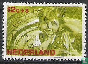 Children's stamps (P1 blok)