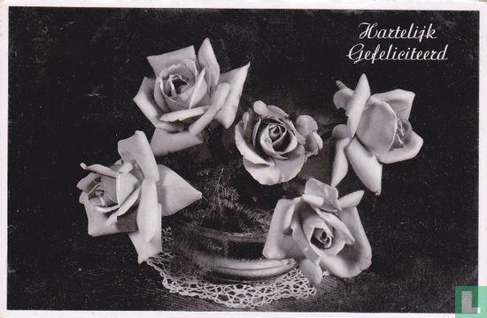Hartelijk Gefeliciteerd - Vaasje met rozen op kant - Image 1