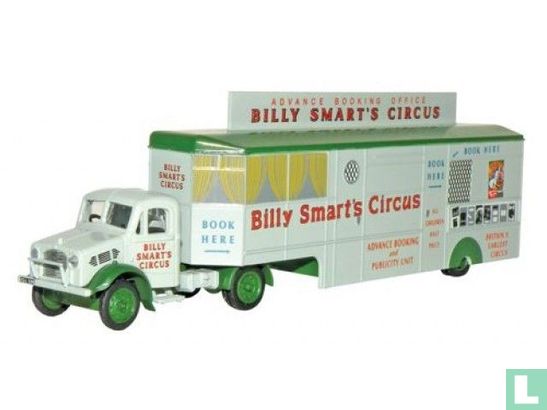 Bedford OX 'Billy Smart’s Circus’