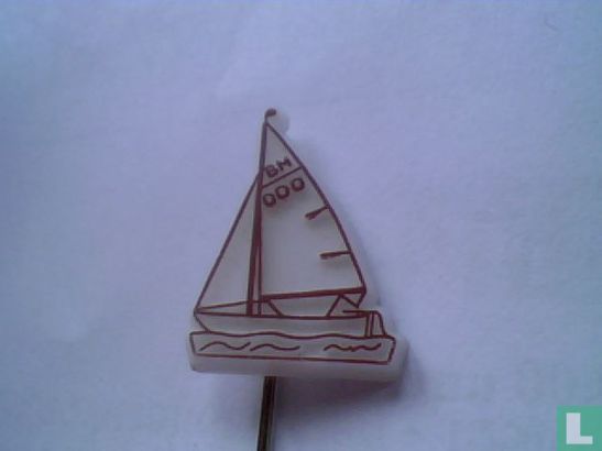 Sailboat D H000 [brown on white]