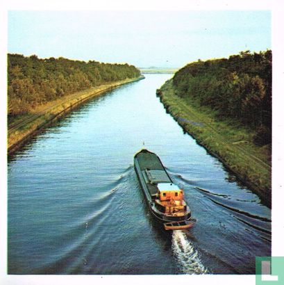 Het Albertkanaal verbindt de Maas met de Schelde... - Afbeelding 1