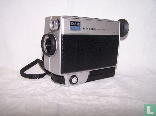 Kodak M 22 instamatic movie camera - Image 1