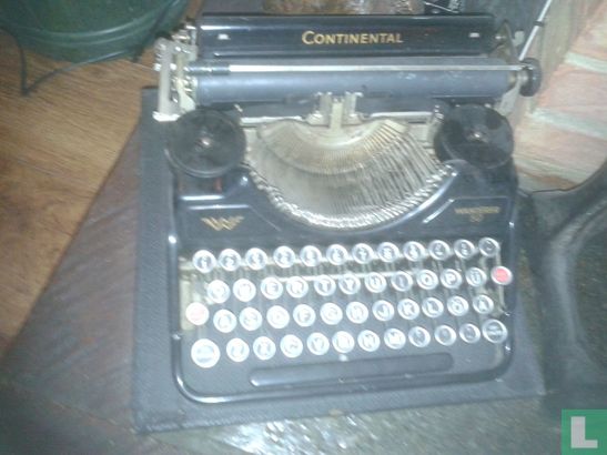 Continental wanderer 50 typewriter