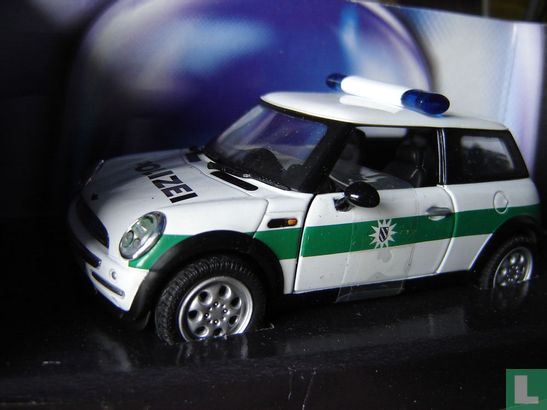 Mini Cooper 'Polizei' - Image 1