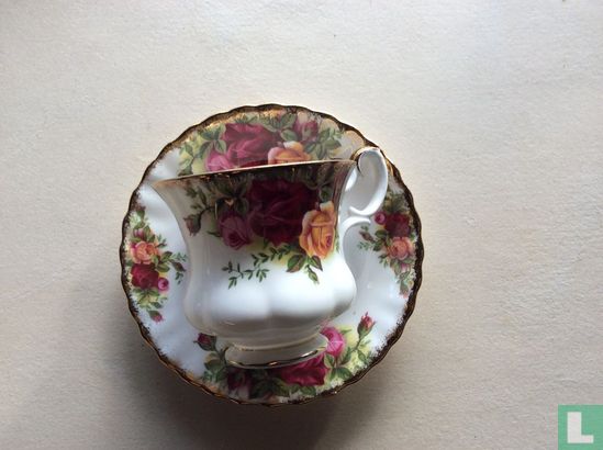 Kop 7,4 cm en schotel - Old Country Roses - Royal Albert - Image 1