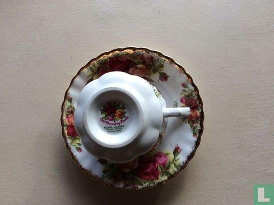 Kop 7,4 cm en schotel - Old Country Roses - Royal Albert - Image 2