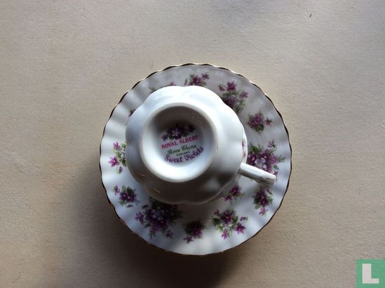 Kop Ø 7,4 cm en schotel - Sweet Violets - Royal Albert - Image 2