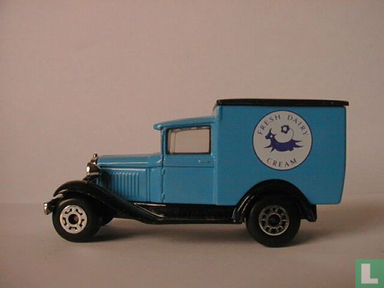 Ford Model  A Van ’Fresh Dairy Cream'