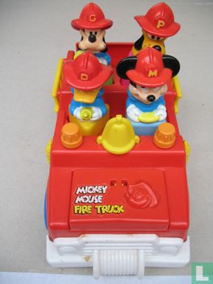 Mickey Mouse in Brandweerwagen - Afbeelding 1