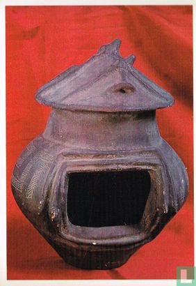 De Etrusken geven aan hun grafurnen graag de vorm van een huis - Image 1