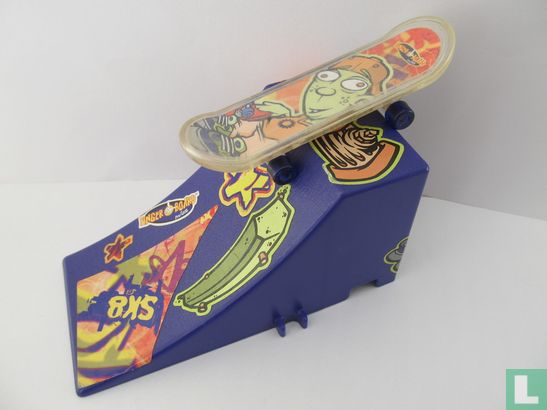 Toy skateboard with Launch ramp