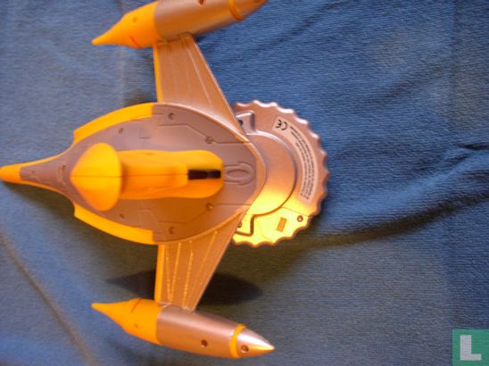 Star Wars Naboo fighter with game. - Image 3