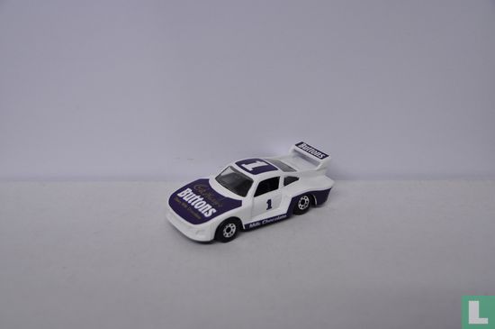 Porsche 935 Racing ’Buttons'