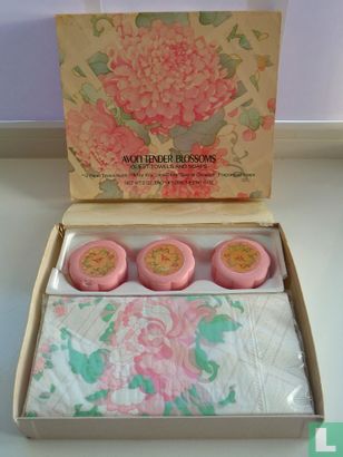 Tender blossoms guest towels and soaps