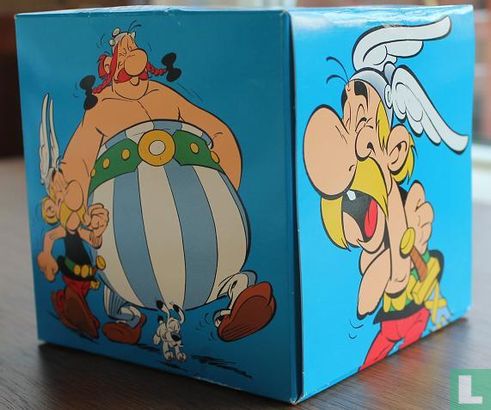 Asterix tissues - Image 1