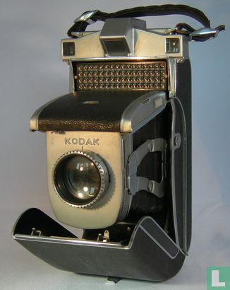 Super Kodak Six-20