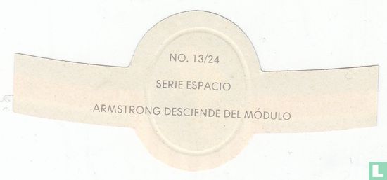 Armstrong Desciende del Módulo - Image 2