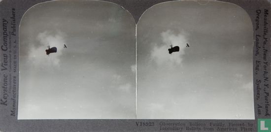 Observation balloon fatally pierced by incendiary bullets from American plane - Bild 1