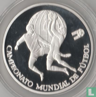 Peru 5000 soles de oro 1982 (PROOF) "Football World Cup in Spain - 2 players" - Afbeelding 2