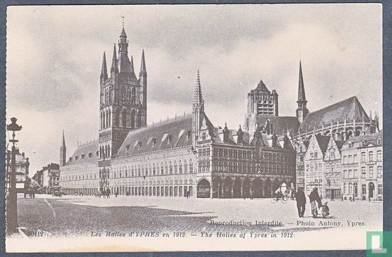 Les Halles d'Ypres en 1912
