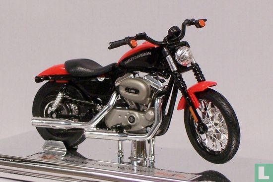Harley-Davidson XL 1200N Nighster - Image 2