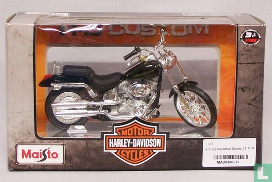 Harley-Davidson FXSTD Softail Deuce - Image 1