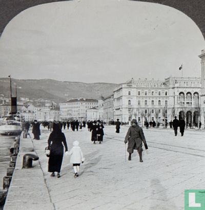 Water front of Trieste, the prize taken by Italy from Austria - Bild 2