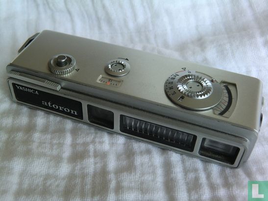 Yashica Atoron Minox-Style mini-camera