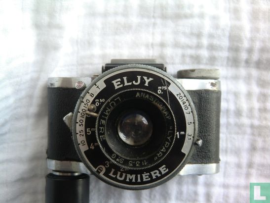 Eljy Lumiëre (1944 model) - Image 1