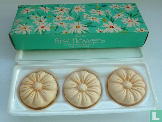 First flowers soap set