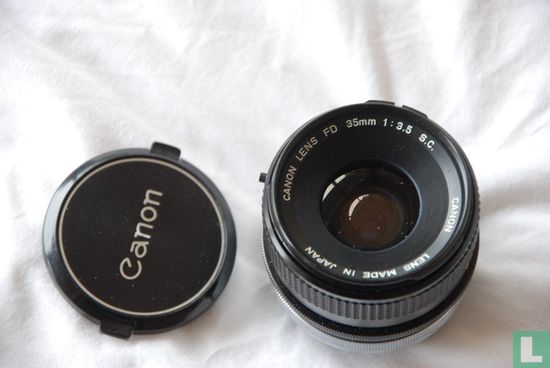 Canon lens FD 35mm f3.5 - Image 1