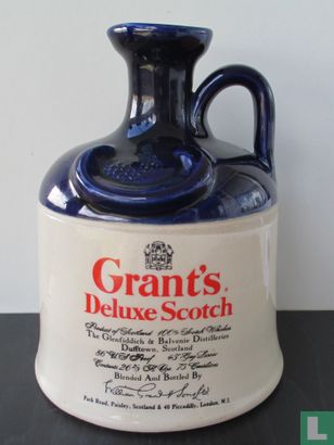 Grant's De Luxe Scotch in decanter 