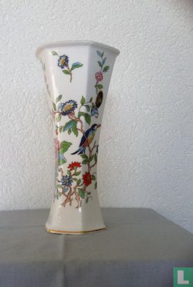 Vase anglais en porcelaine fine