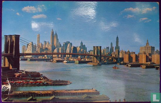 Lower Manhattan skyline showing Brooklyn Bridge. New York City - Afbeelding 1