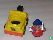 Little people tow truck