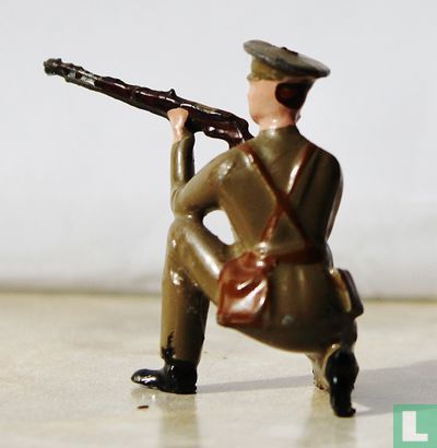 British Infantry Peak Caps (kneeling firing) - Image 3