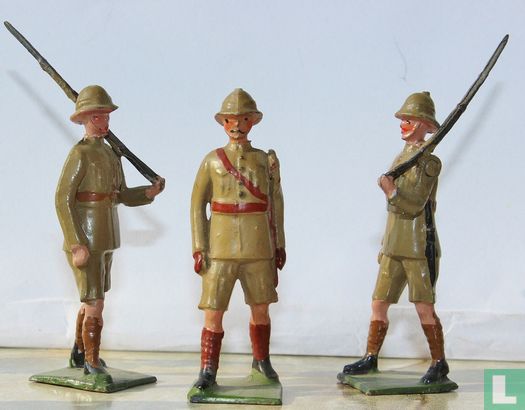British Infantry in Tropical Dress - Image 3