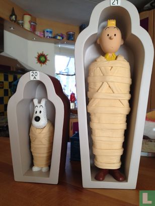 Tintin & Snowy Sarcophagi