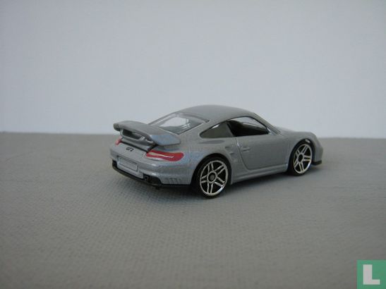 Porsche 911 GT2 - Image 2
