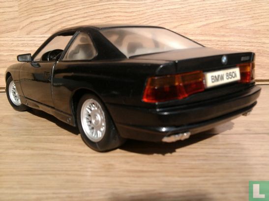 BMW 850i - Bild 2