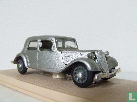 Citroën Traction Avant 11BL 1947 - Bild 2