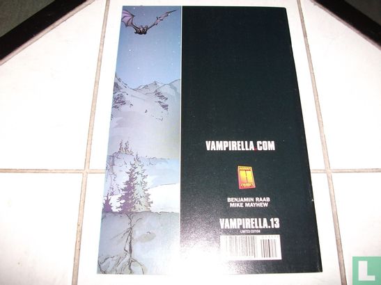 Vampirella 13 - Image 2