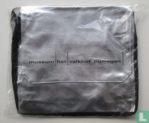 Design schoudertas museum Het Valkhof Nijmegen - Image 1