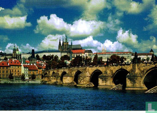 Prag - Karlsbrücke mit der Prager Burg