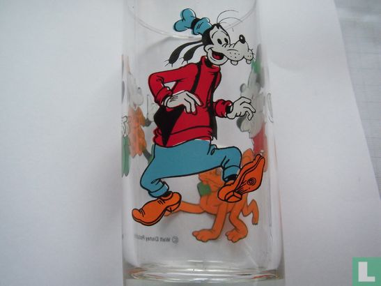 Mickey, Minnie, Goofy en Pluto - Image 1