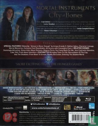 The Mortal Instruments - City of Bones - Bild 2